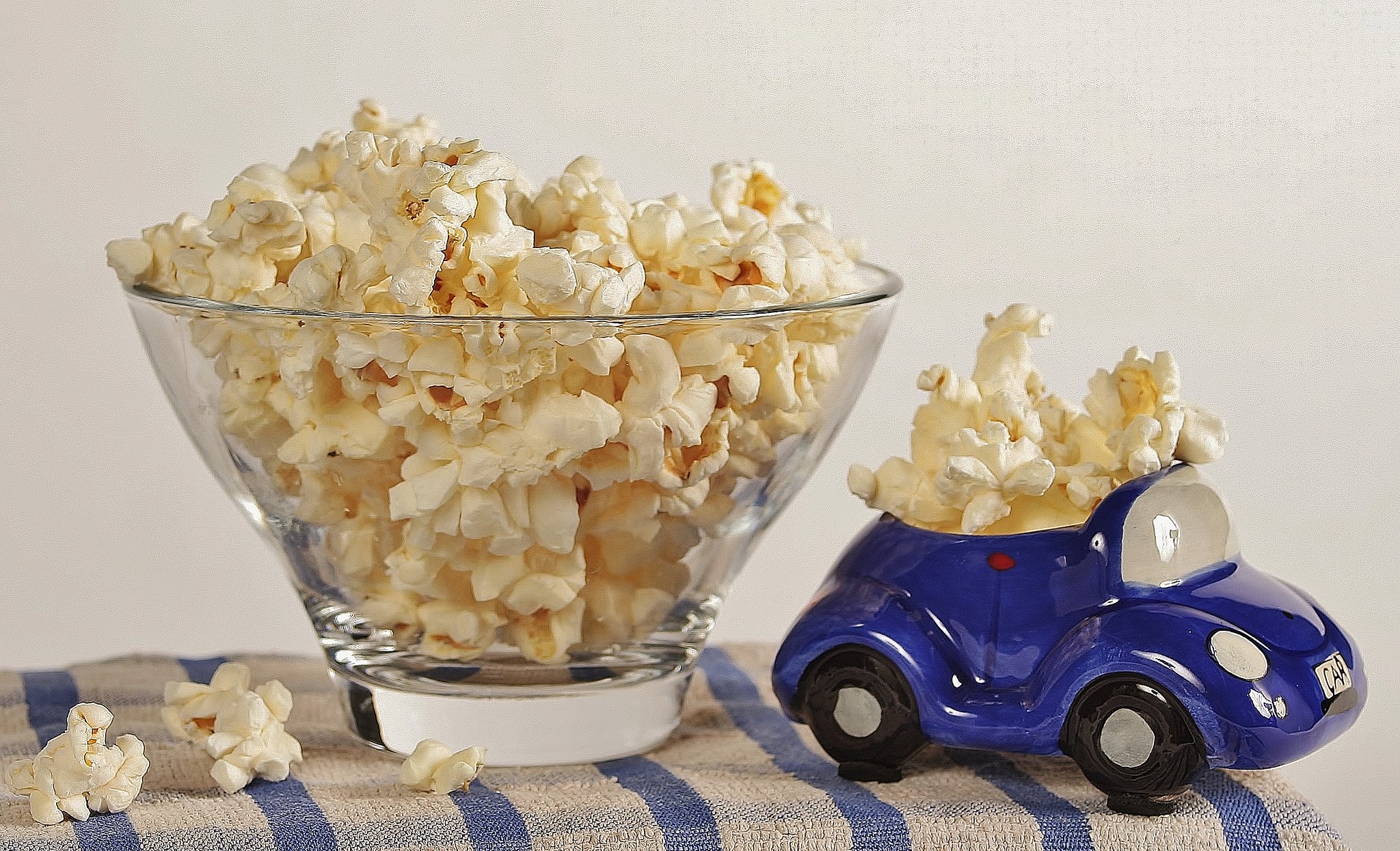 Beep, beep, pop, pop.